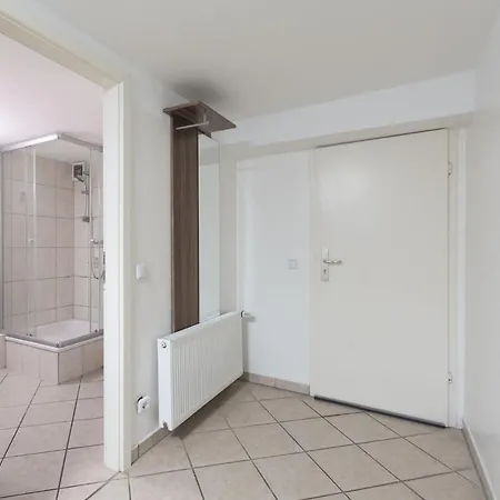 T&k - Messe - 2 - Garden Apartment Düsseldorf